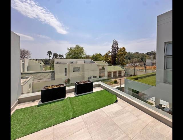 4 BEDROOM PROPERTY TO RENT IN BRYANSTON